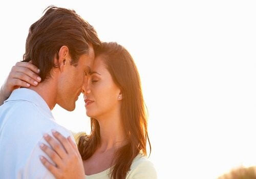 举证期届满申请证人出庭作证有效吗？